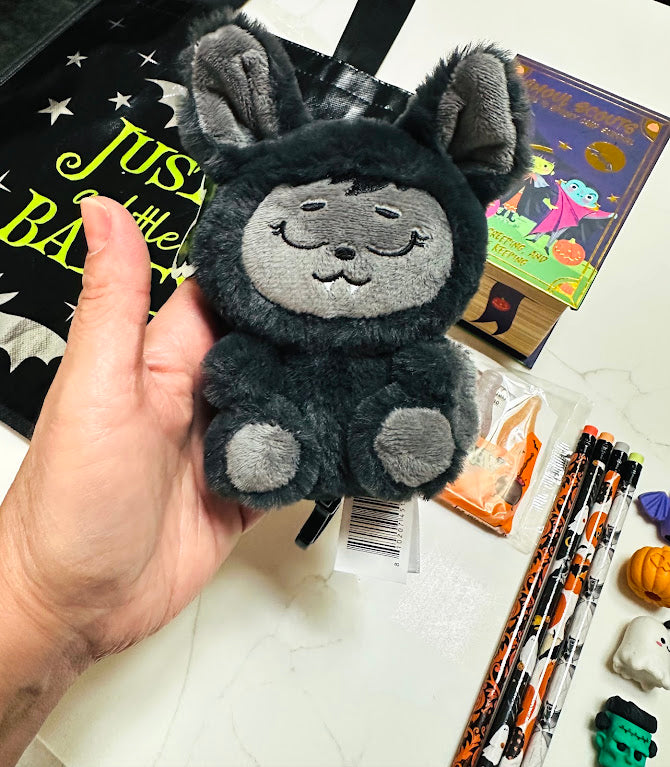 🎃 Kids Hang With a Book — Halloween Mystery Box 👻