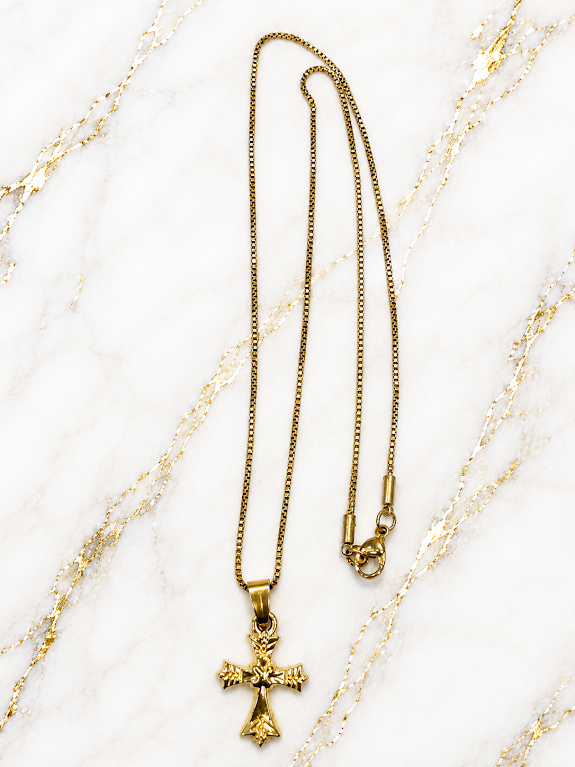 Gold Cross Necklace – Elegant Christian Faith Pendant